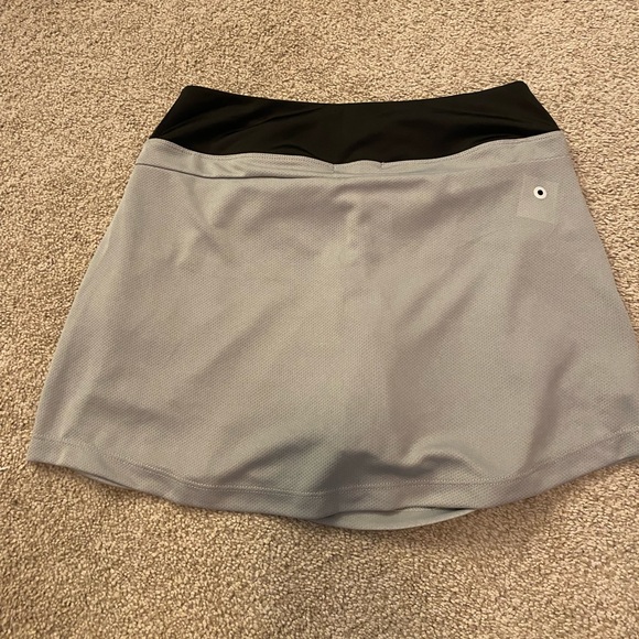 CoolRun Athletic Skort - Picture 2 of 3
